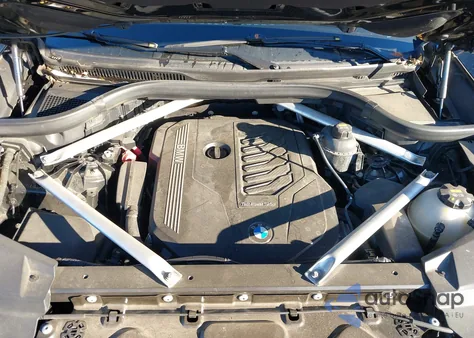 2020 BMW X5 xDrive40I z USA, uszkodzony, nr VIN 5UXCR6C01LLL66388